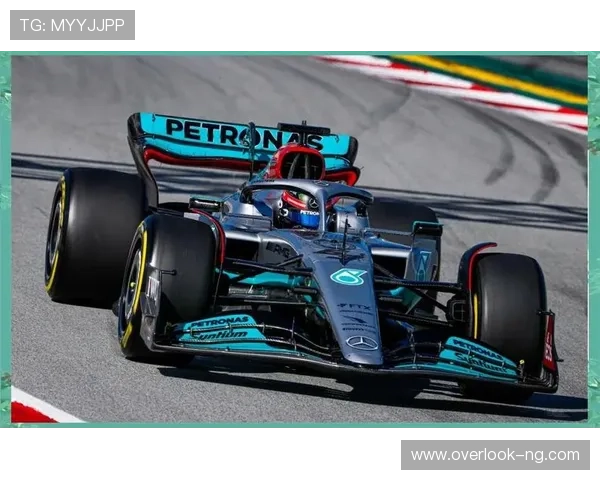 F1赛季最新动态解析各车队争冠形势与明星车手表现