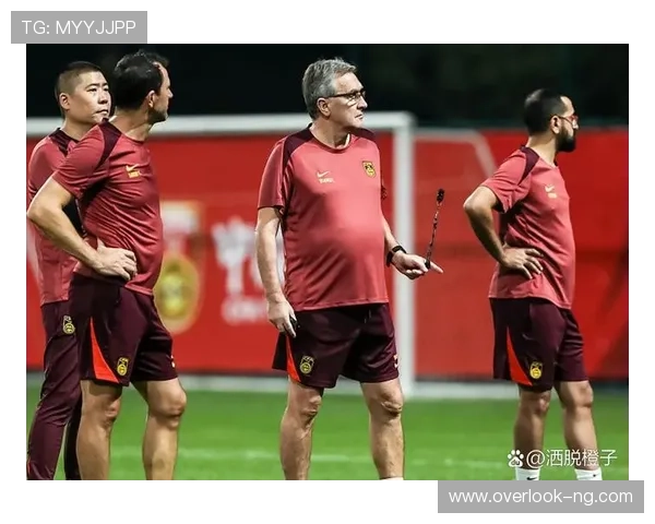 世界杯预选赛焦点战中国队迎战日本队全力争取晋级资格